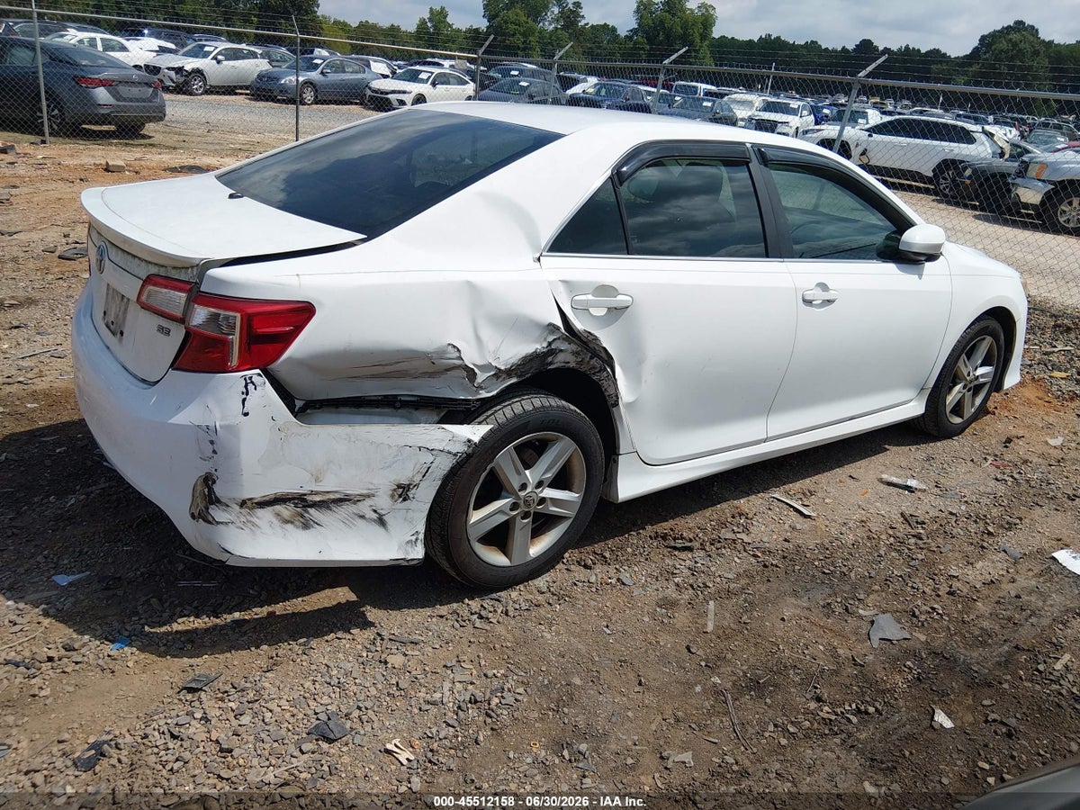 2014 TOYOTA CAMRY SE — снимка 4