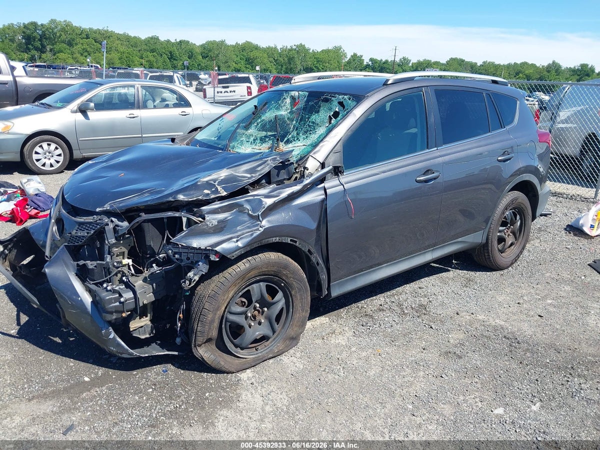 2015 TOYOTA RAV4 LE — снимка 2