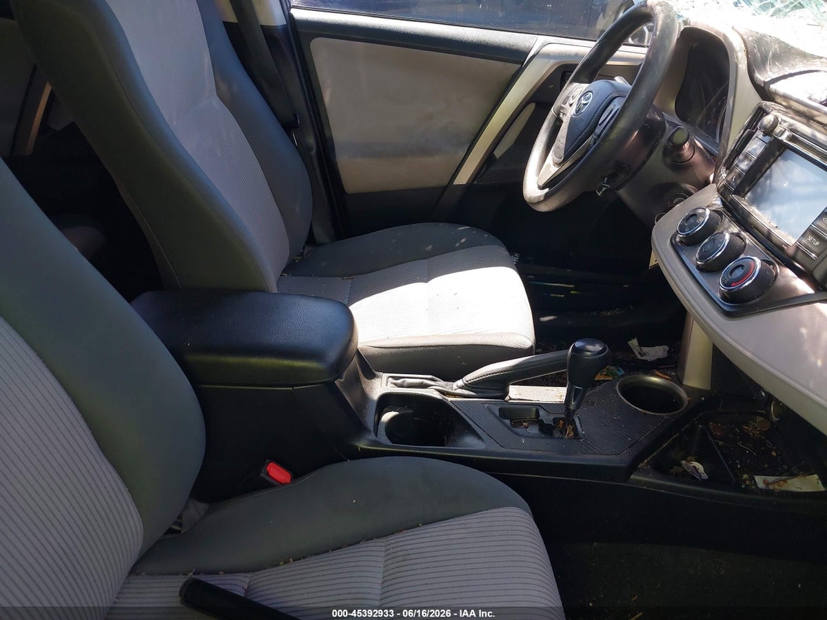 2015 TOYOTA RAV4 LE — снимка 5