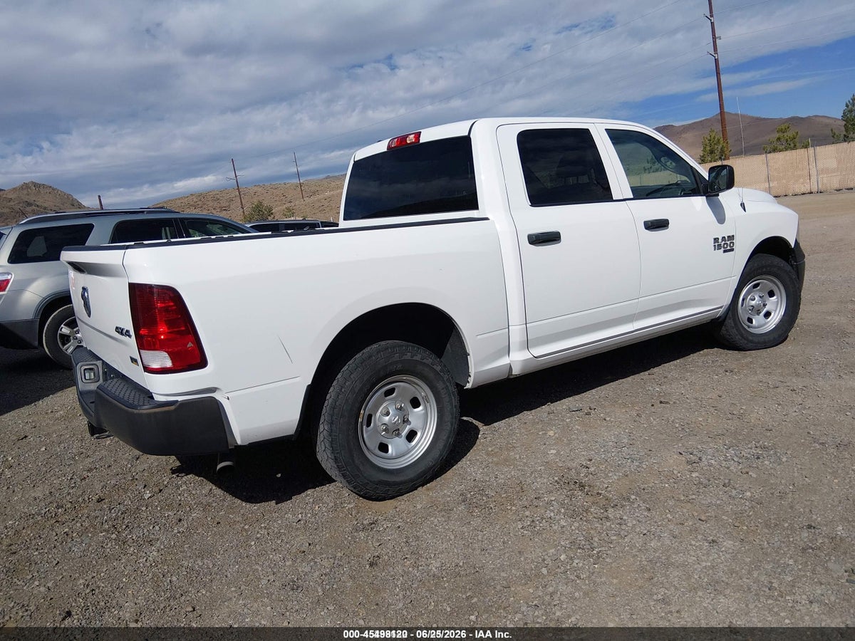 2019 RAM 1500 CLASSIC TRADESMAN 4X4 5'7 BOX — снимка 4