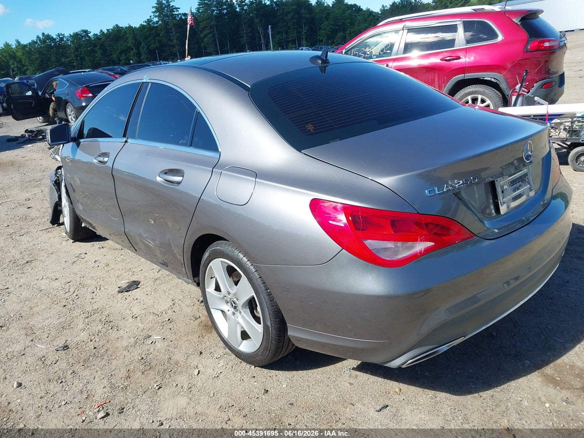 2018 MERCEDES-BENZ CLA 250 4MATIC — снимка 3