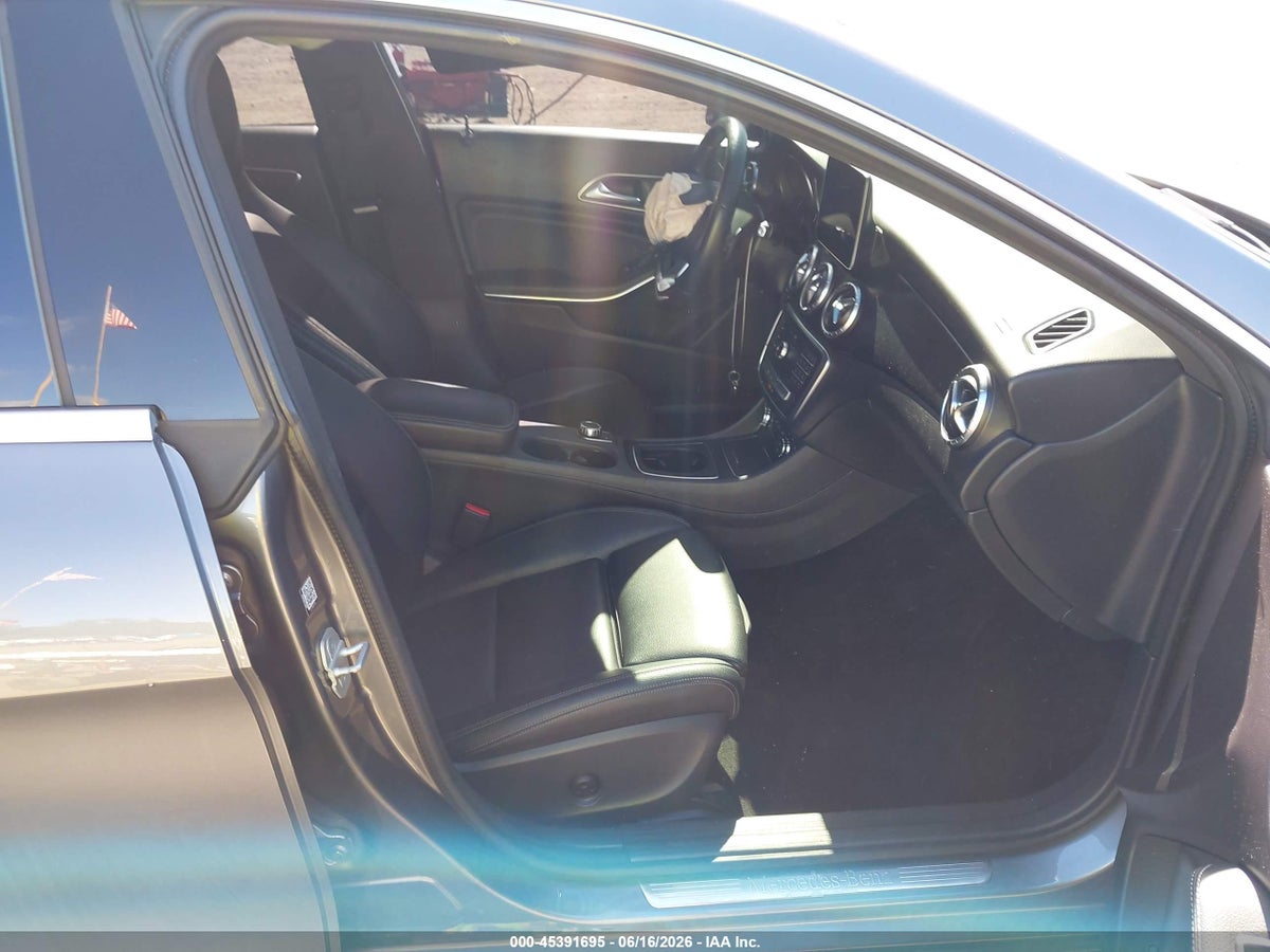 2018 MERCEDES-BENZ CLA 250 4MATIC — снимка 5