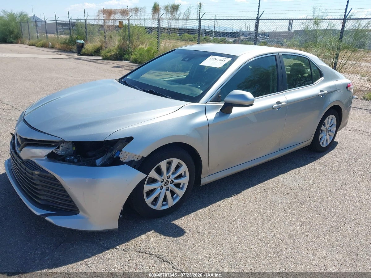 2018 TOYOTA CAMRY LE — снимка 2