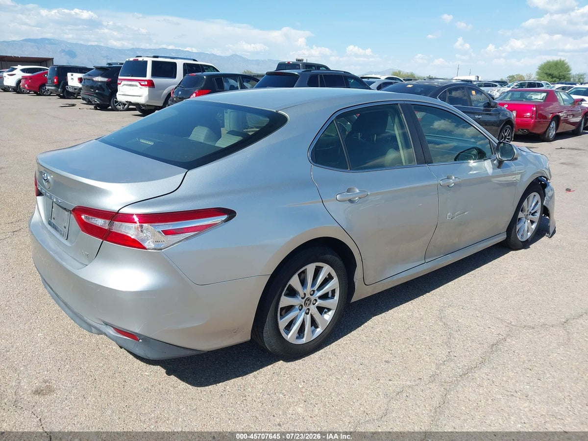 2018 TOYOTA CAMRY LE — снимка 4