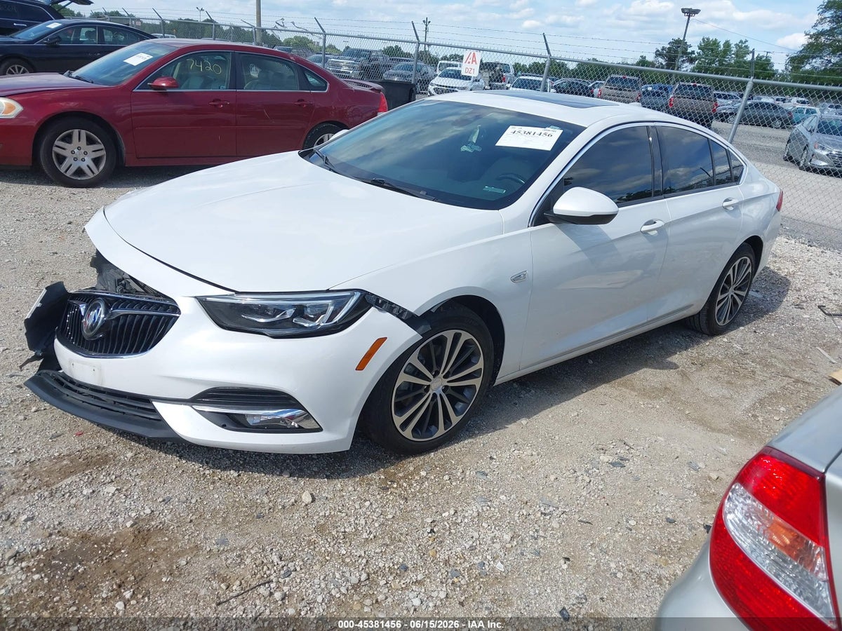 2018 BUICK REGAL SPORTBACK ESSENCE — снимка 2