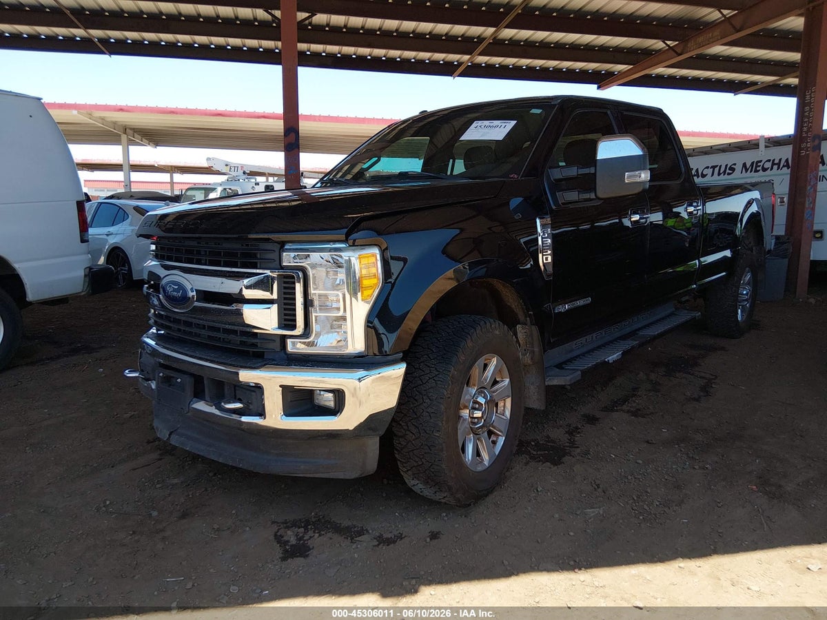 2017 FORD F-350 XLT — снимка 2