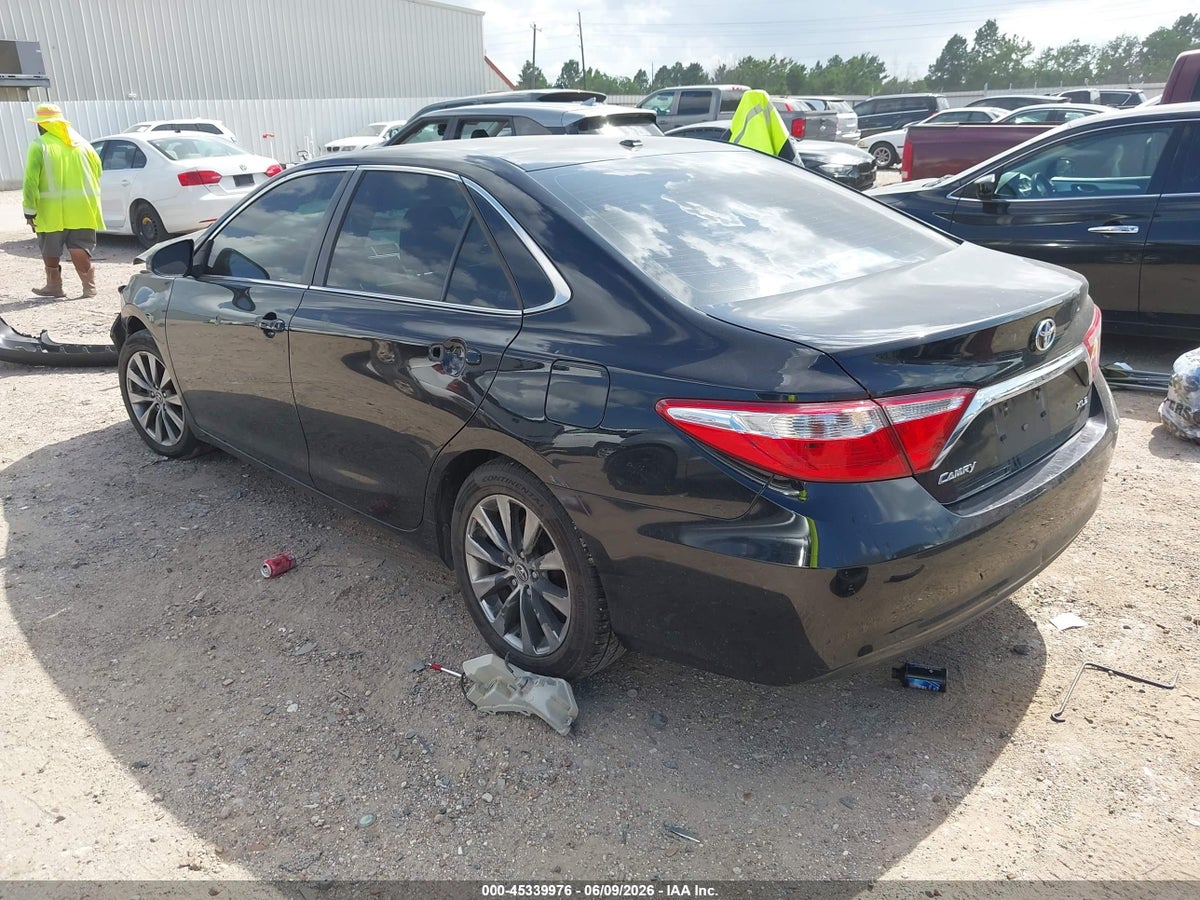 2015 TOYOTA CAMRY XLE — снимка 3