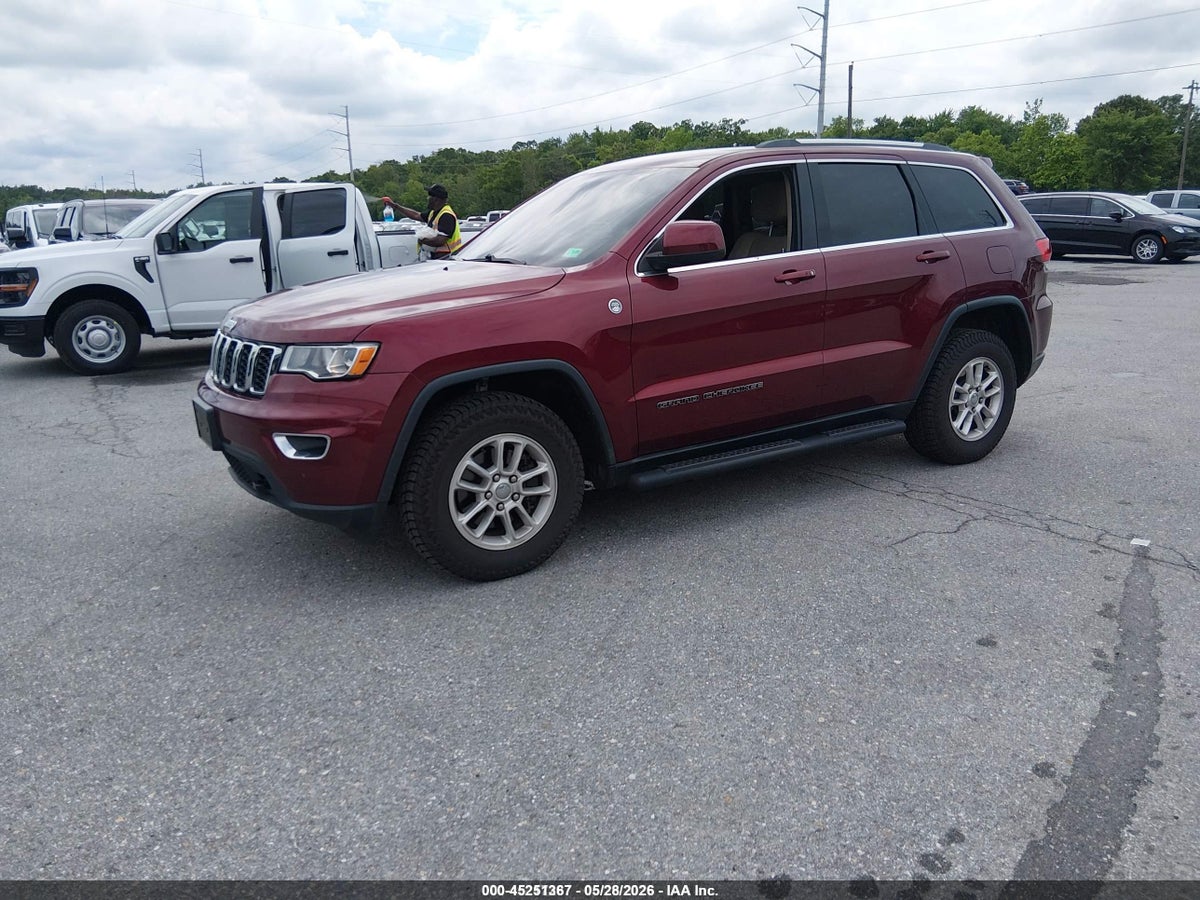 2019 JEEP GRAND CHEROKEE LAREDO E 4X4 — снимка 2