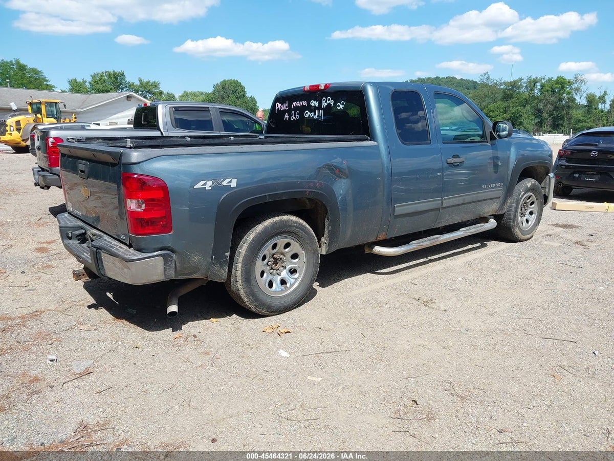 2013 CHEVROLET SILVERADO 1500 LS — снимка 4