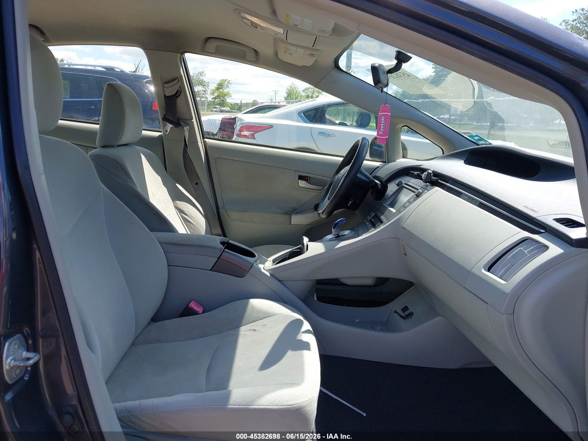 2012 TOYOTA PRIUS TWO — снимка 5