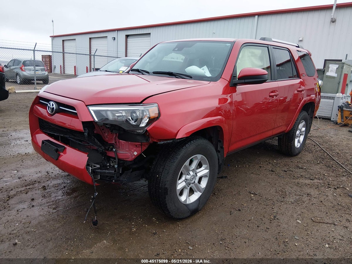 2024 TOYOTA 4RUNNER SR5 — снимка 2