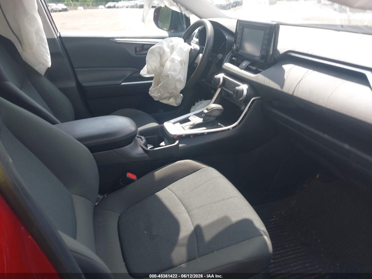 2021 TOYOTA RAV4 LE — снимка 5
