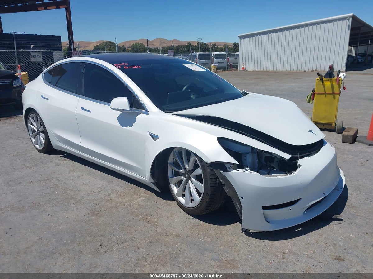 2018 TESLA MODEL 3 LONG RANGE/MID RANGE