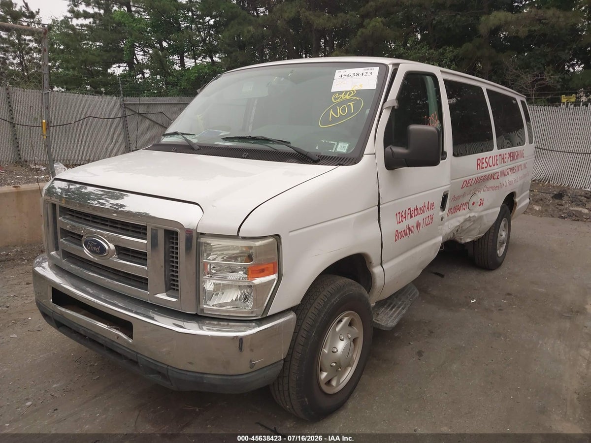 2011 FORD E-350 SUPER DUTY XLT — снимка 2