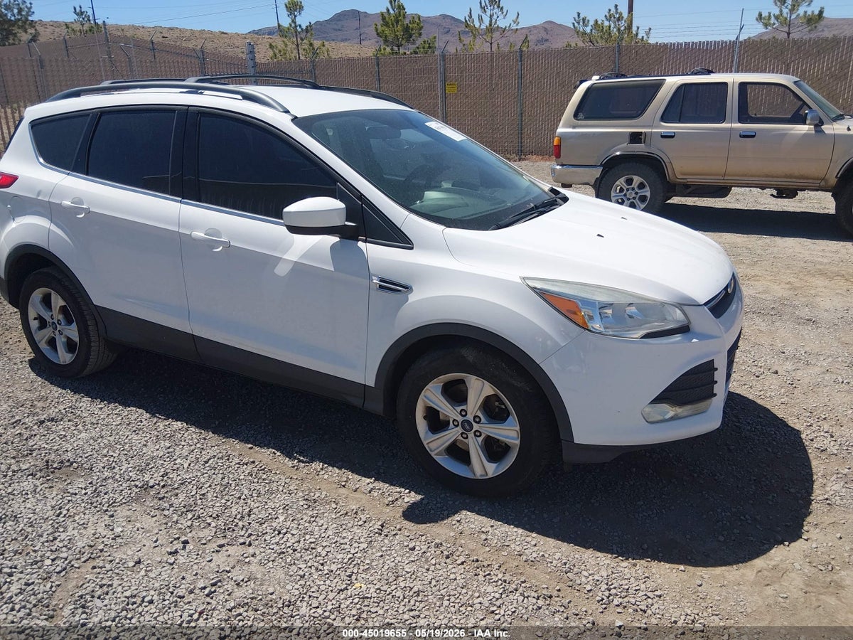 2015 FORD ESCAPE SE