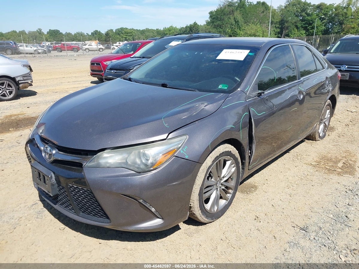 2016 TOYOTA CAMRY SE — снимка 2