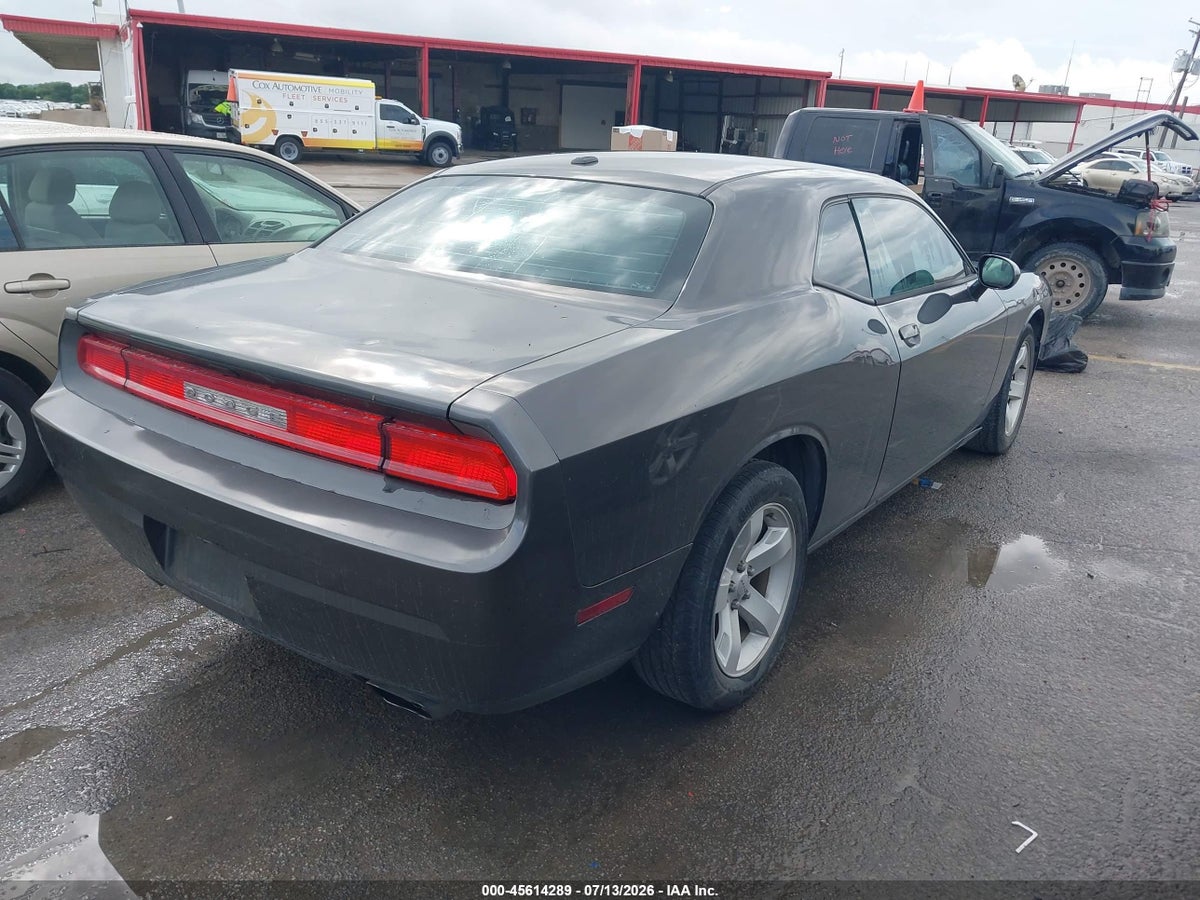 2013 DODGE CHALLENGER SXT — снимка 4