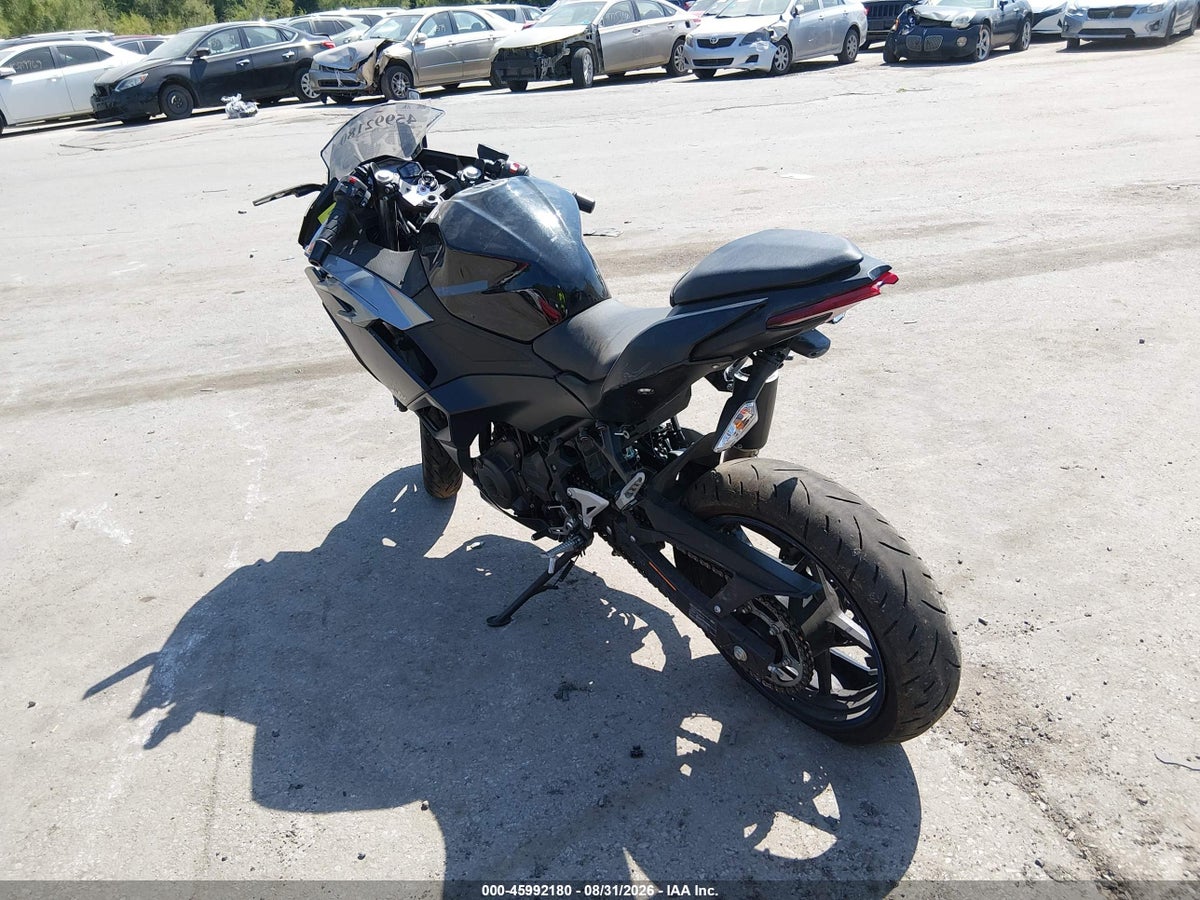 2025 KAWASAKI EX500 — снимка 3
