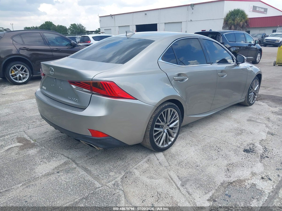 2017 LEXUS IS 200T — снимка 4