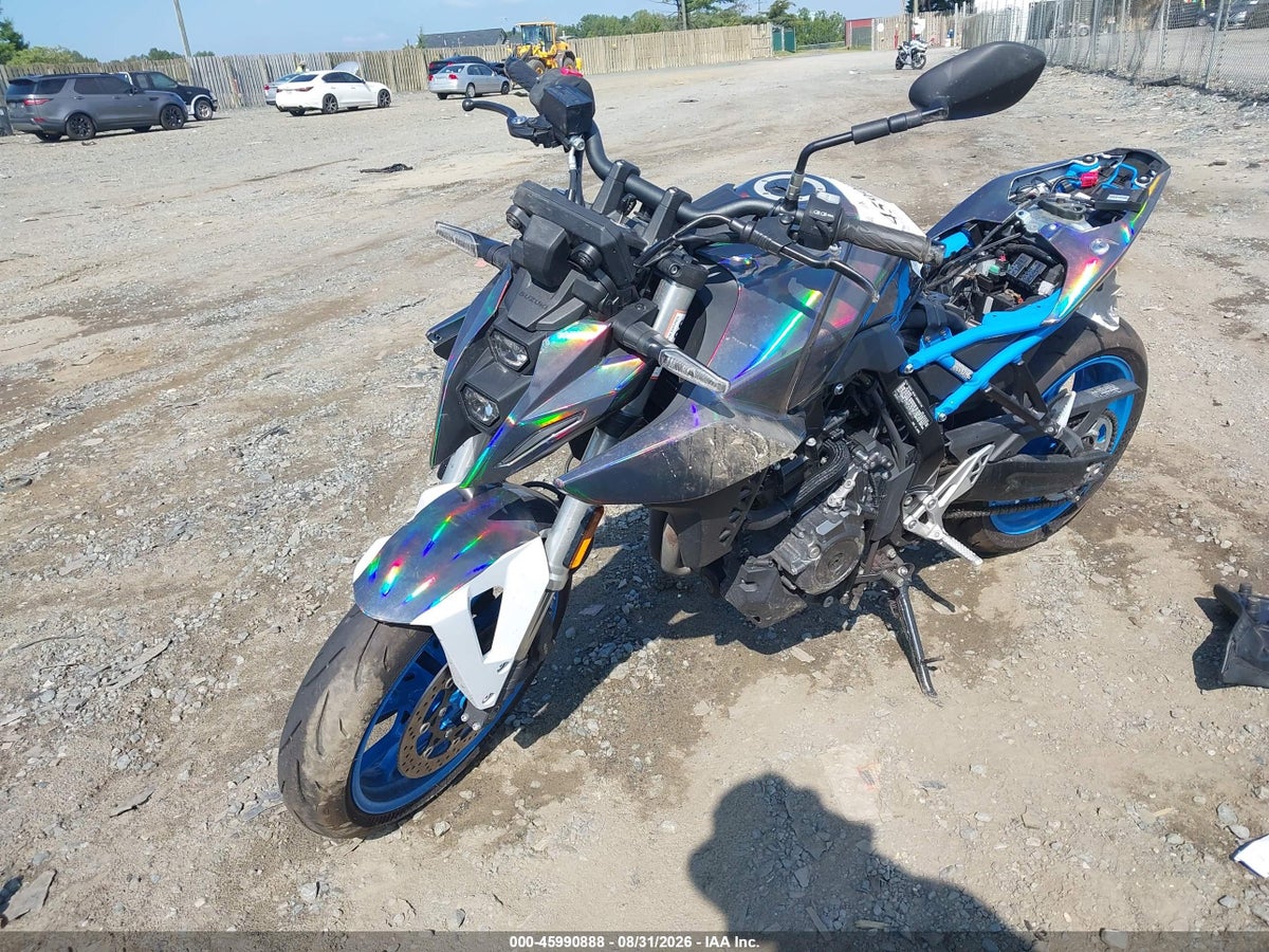 2023 SUZUKI GSX800 R — снимка 2