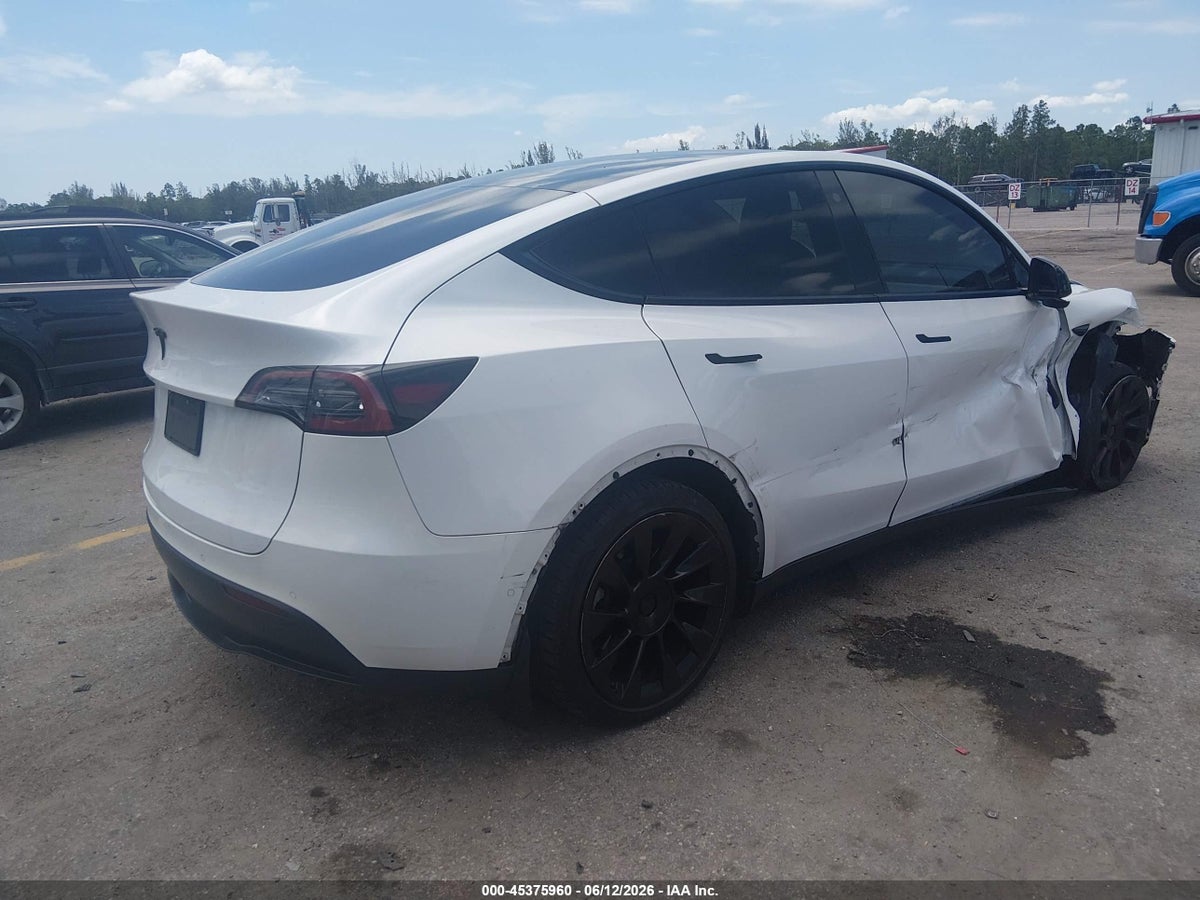 2022 TESLA MODEL Y LONG RANGE DUAL MOTOR ALL-WHEEL DRIVE — снимка 4