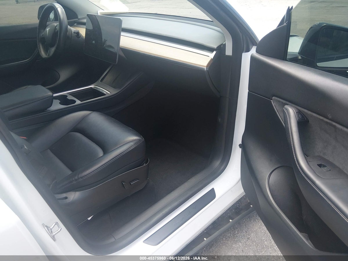 2022 TESLA MODEL Y LONG RANGE DUAL MOTOR ALL-WHEEL DRIVE — снимка 5