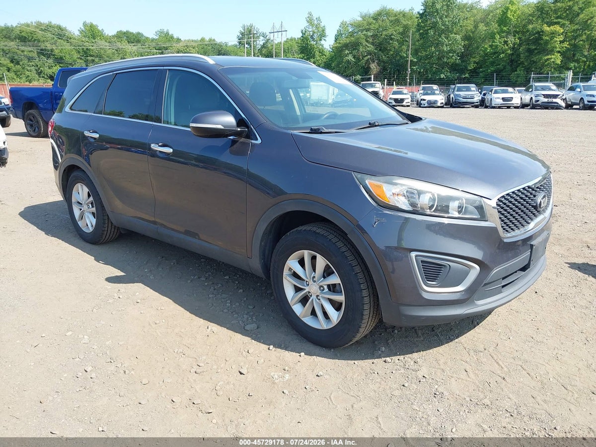 2017 KIA SORENTO 2.4L LX