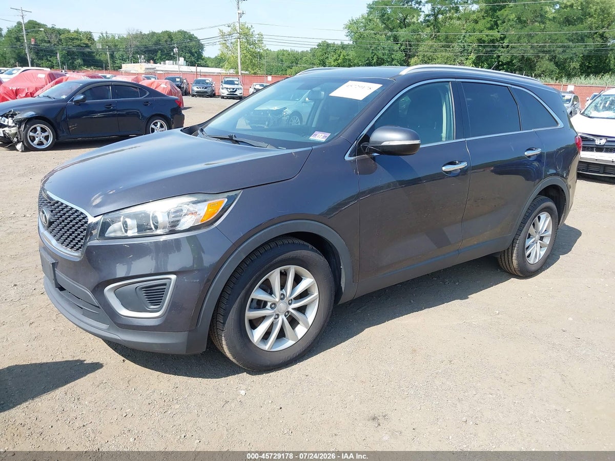2017 KIA SORENTO 2.4L LX — снимка 2