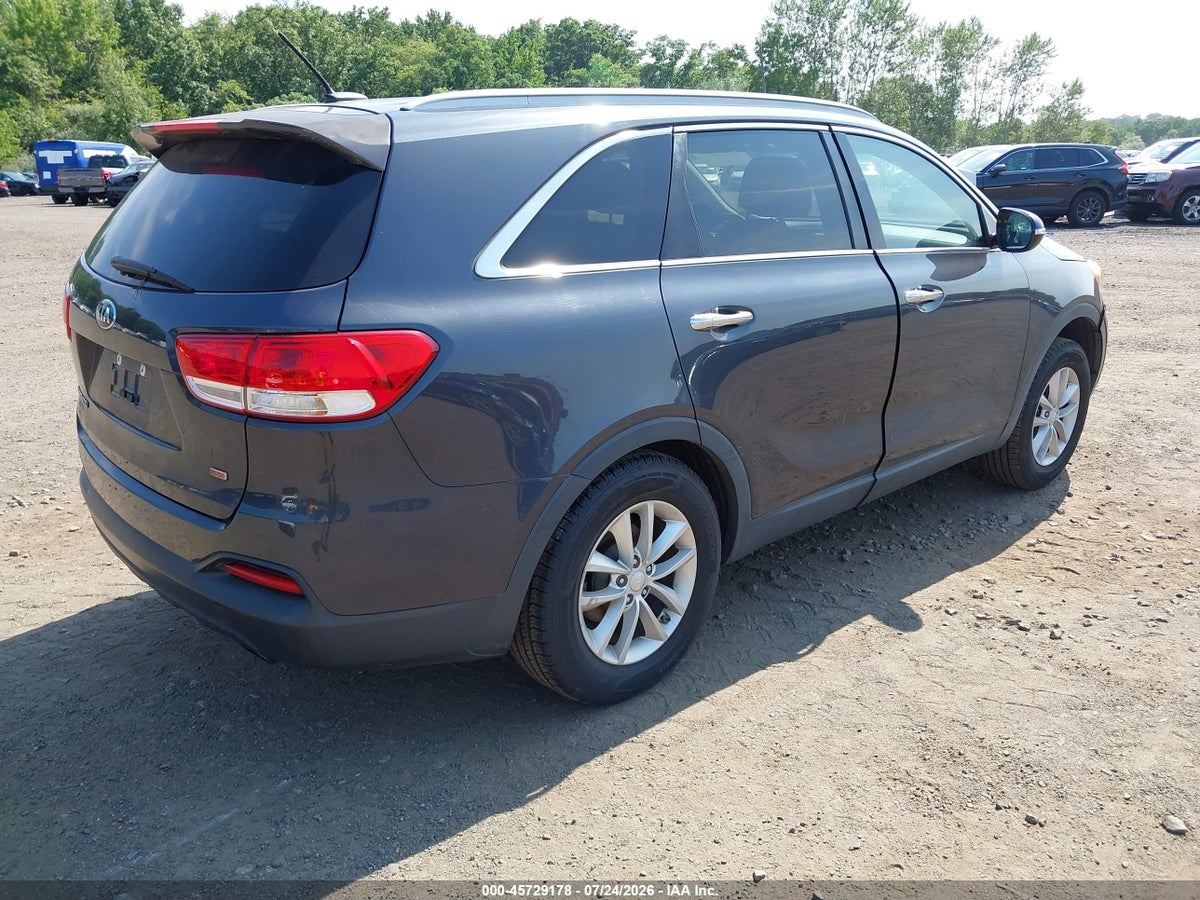 2017 KIA SORENTO 2.4L LX — снимка 4