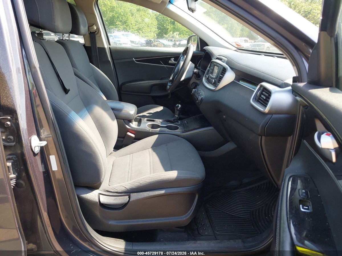 2017 KIA SORENTO 2.4L LX — снимка 5