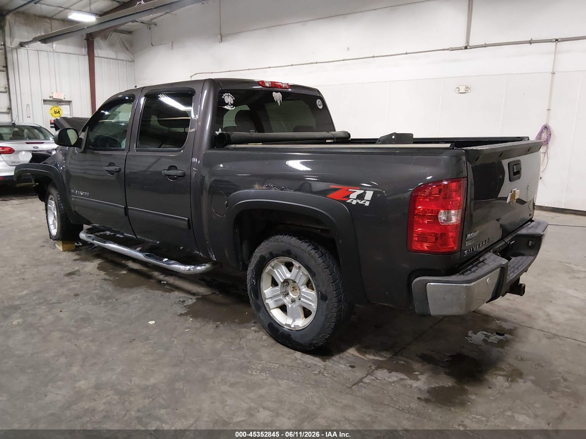 2011 CHEVROLET SILVERADO 1500 LT — снимка 3