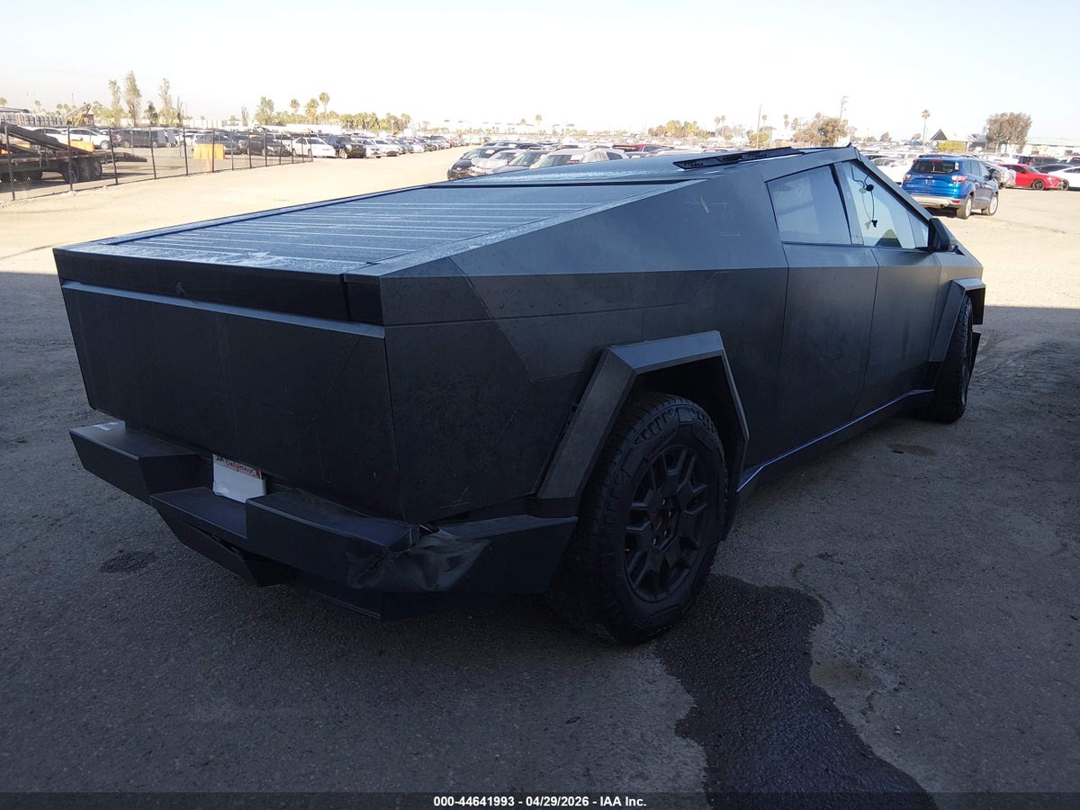 2024 TESLA CYBERTRUCK CYBERBEAST — снимка 4