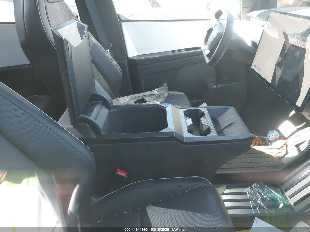 2024 TESLA CYBERTRUCK CYBERBEAST — снимка 5