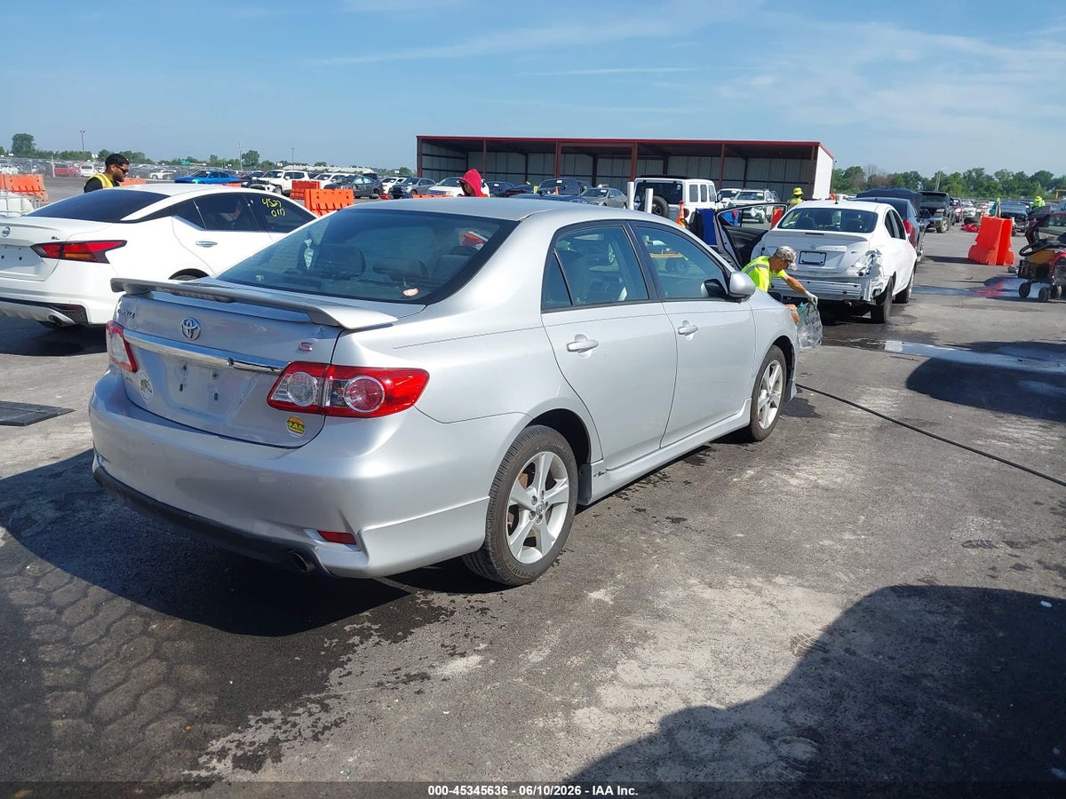 2013 TOYOTA COROLLA S — снимка 4