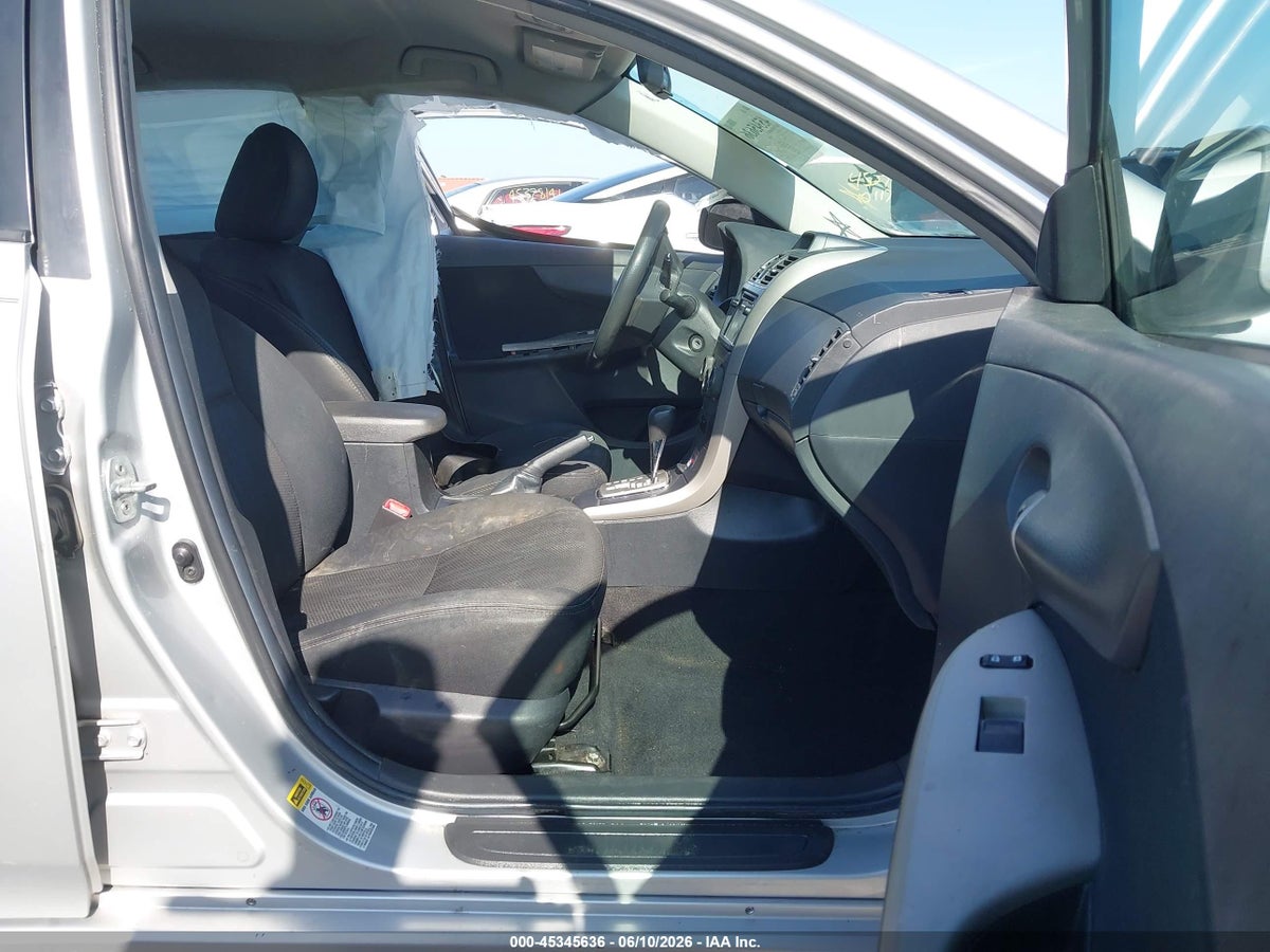 2013 TOYOTA COROLLA S — снимка 5