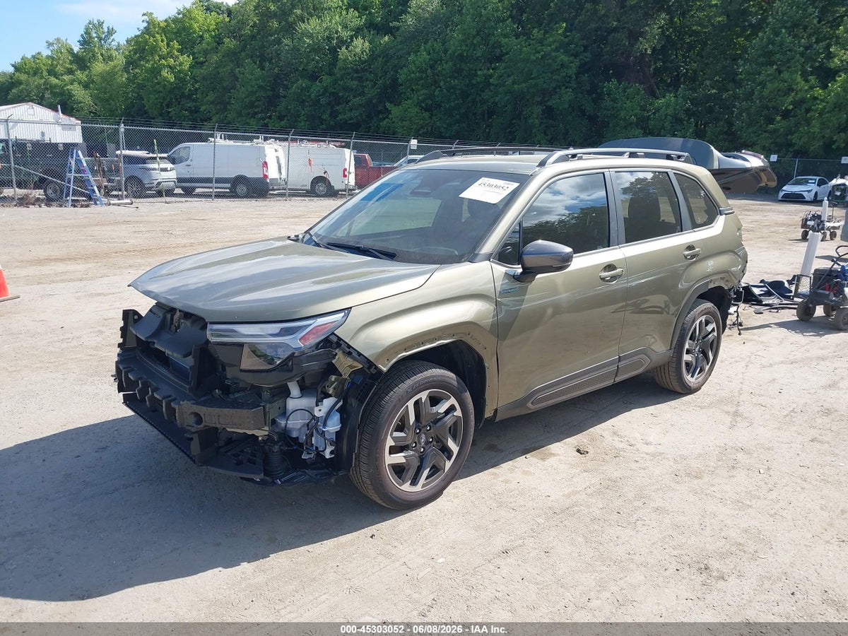 2025 SUBARU FORESTER LIMITED HYBRID — снимка 2