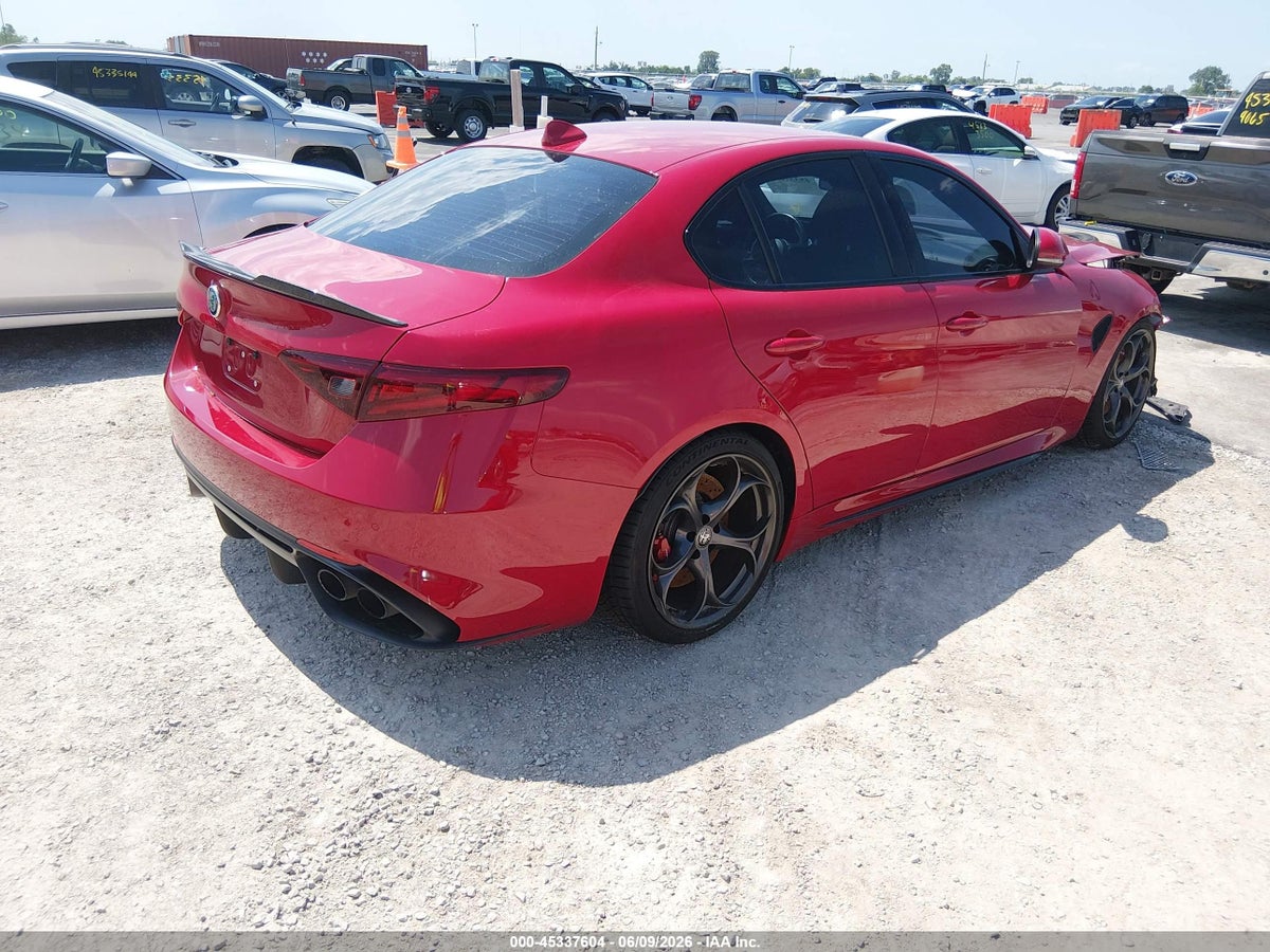 2018 ALFA ROMEO GIULIA QUADRIFOGLIO RWD — снимка 4