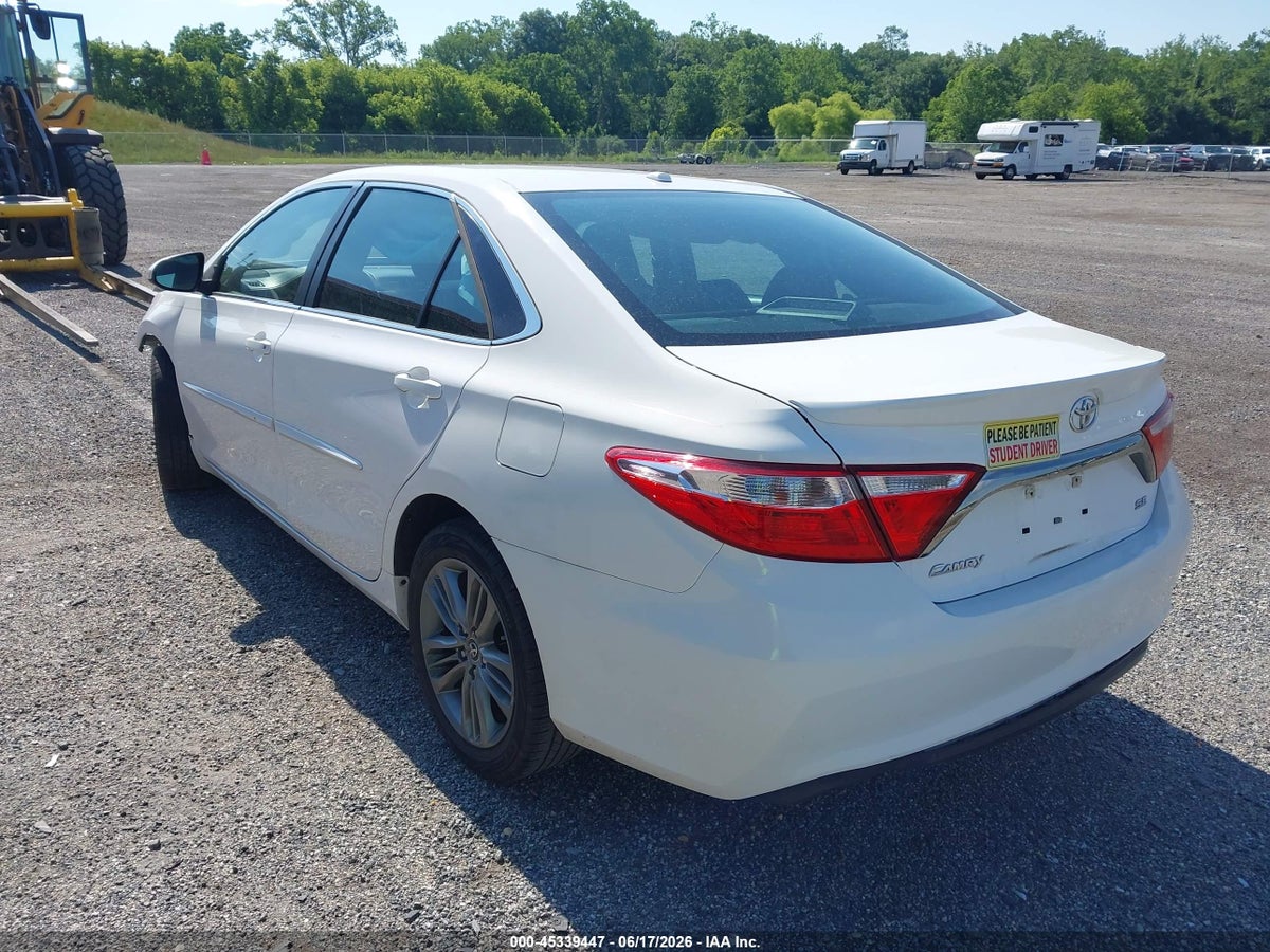 2015 TOYOTA CAMRY SE — снимка 3