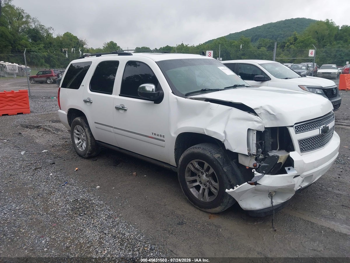 2011 CHEVROLET TAHOE LTZ