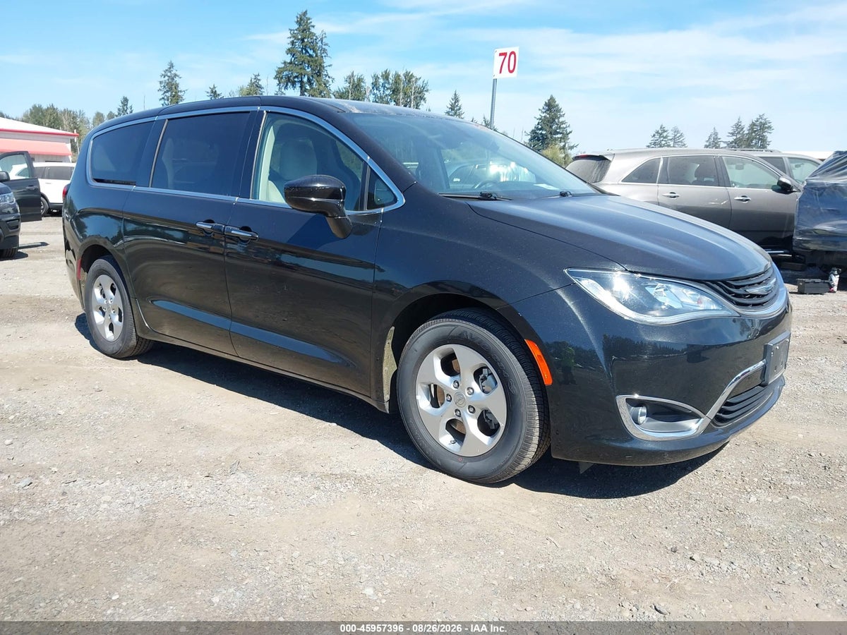 2017 CHRYSLER PACIFICA HYBRID TOURING PLUS