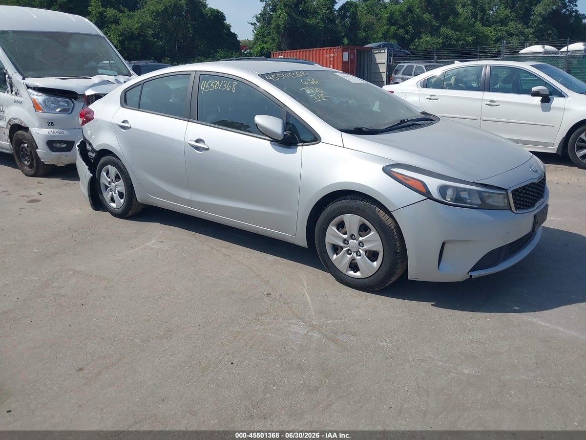 2017 KIA FORTE LX
