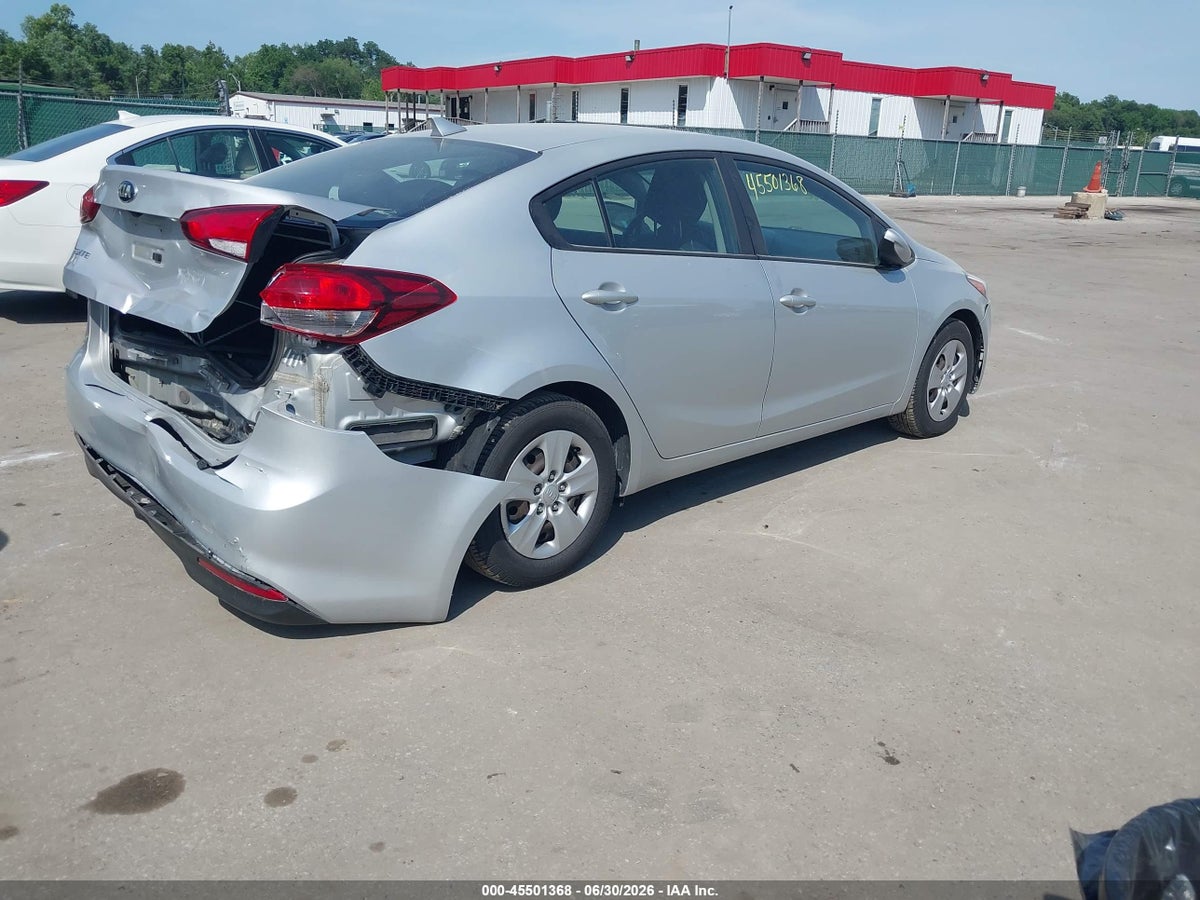 2017 KIA FORTE LX — снимка 4