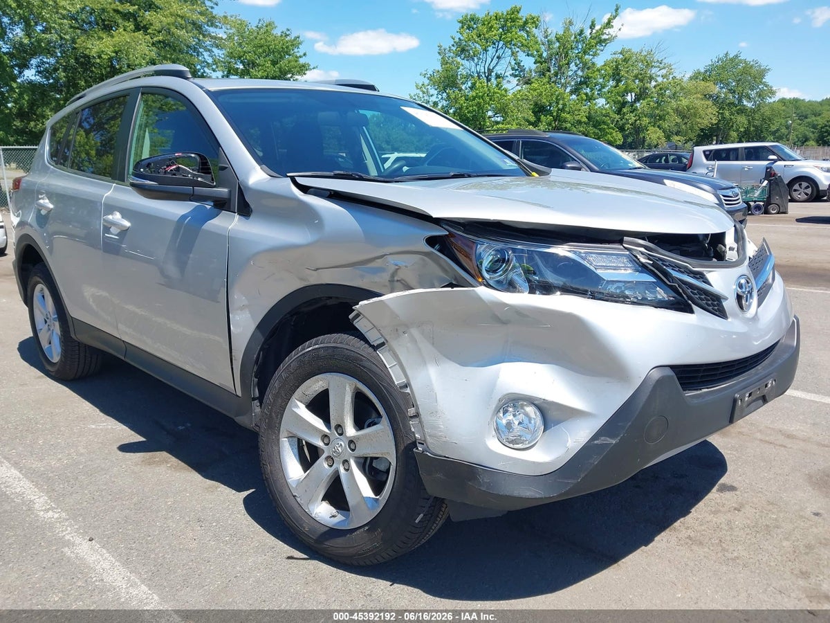 2013 TOYOTA RAV4 XLE