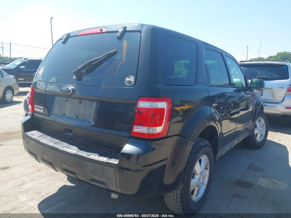 2011 FORD ESCAPE XLS — снимка 4