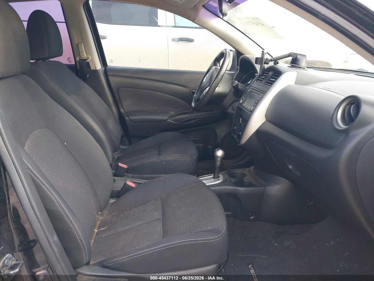 2016 NISSAN VERSA 1.6 SL — снимка 5