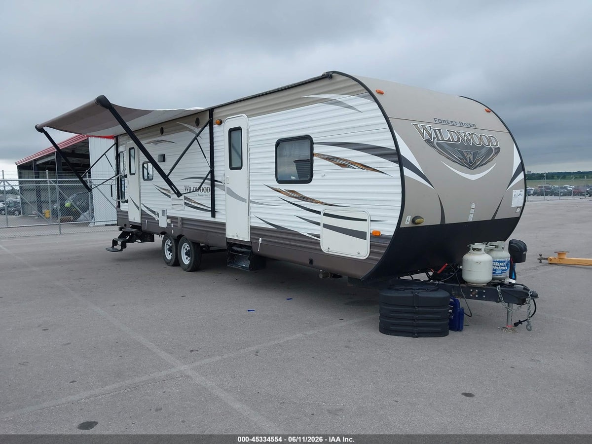 2017 FOREST RIVER M-27RLSS