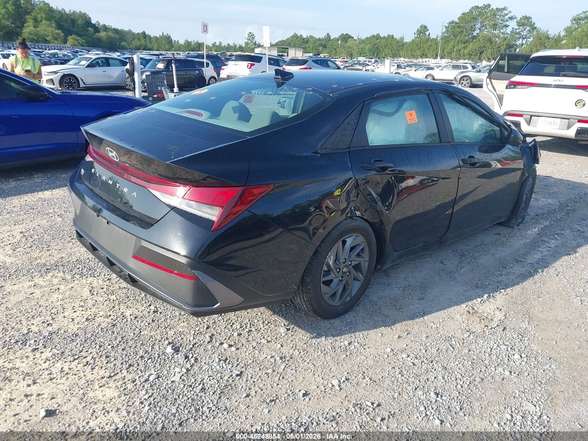 2024 HYUNDAI ELANTRA SEL — снимка 4
