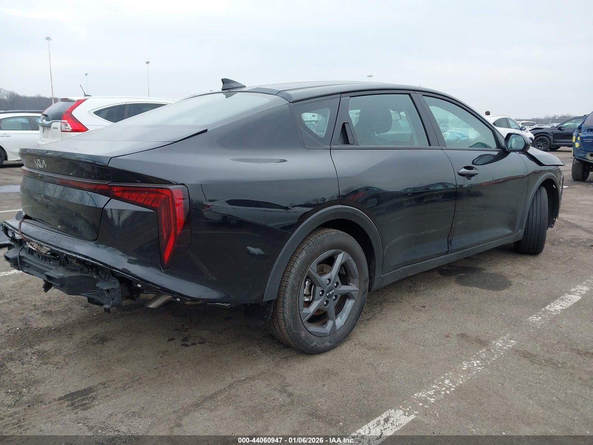 2025 KIA K4 LXS — снимка 4