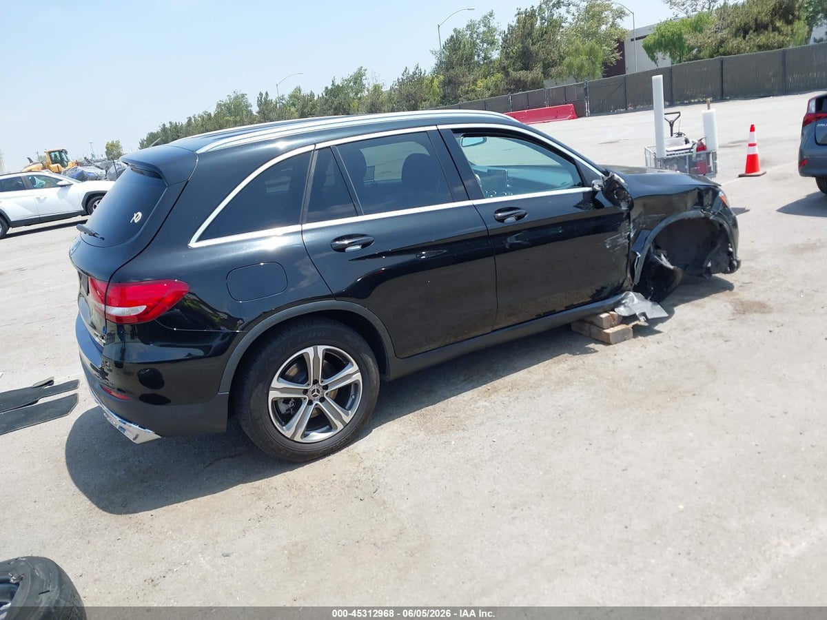 2019 MERCEDES-BENZ GLC 300 — снимка 4