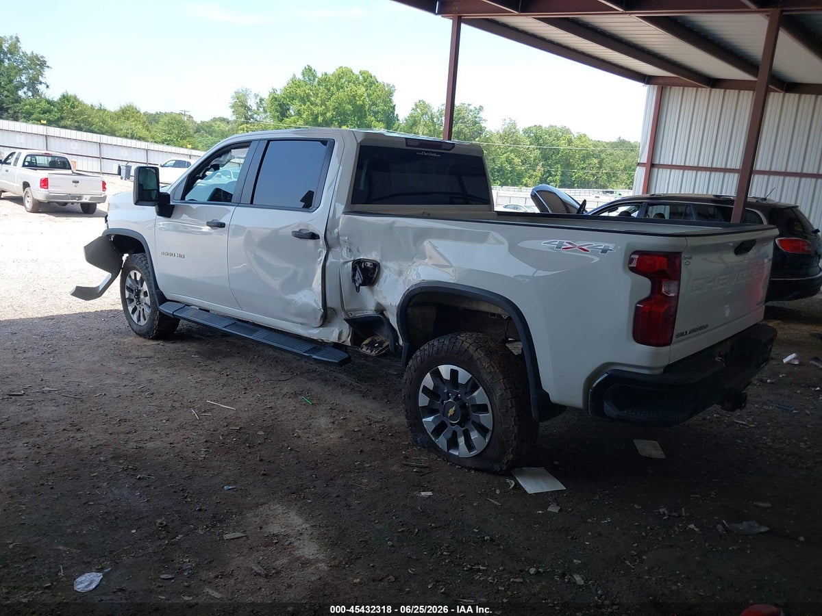 2022 CHEVROLET SILVERADO 2500HD 4WD STANDARD BED CUSTOM — снимка 3